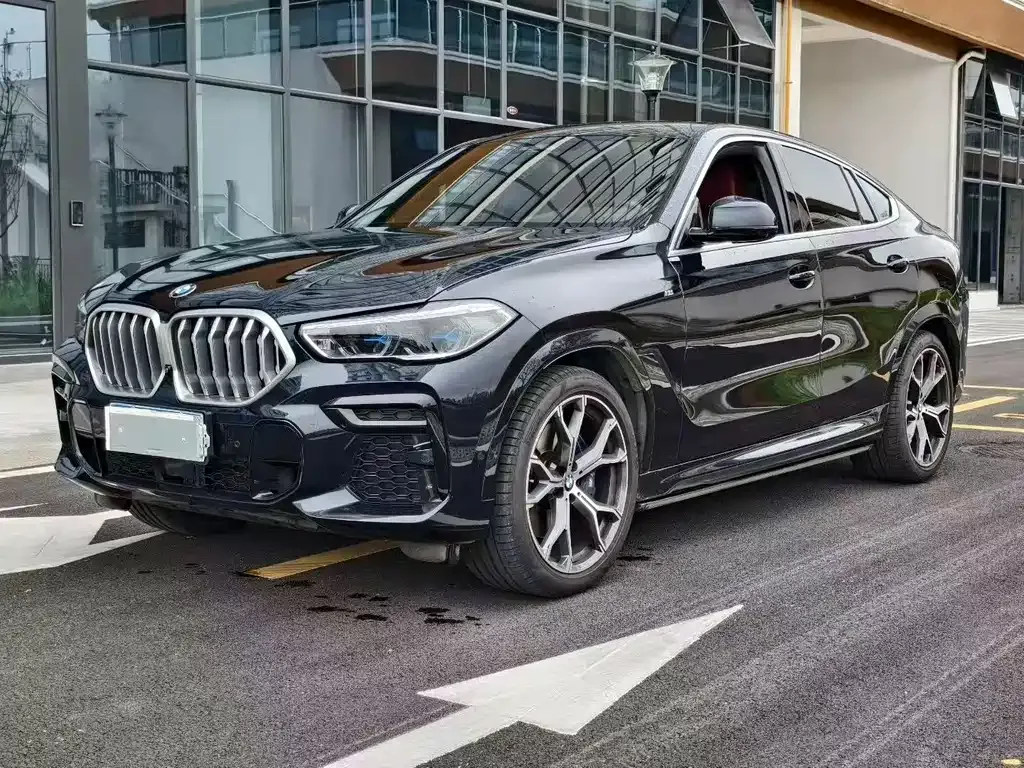 2022 BMW X6 Premium M Sport Package