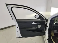 2021 BMW 1 Series 120i M Sport, белый — фото 7