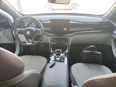 2024 BYD Qin PLUS Honor DM-i PHEV 55km Leading, белый — фото 10