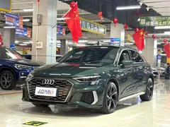 2023 Audi A3 Sportback 35 TFSI Fashion Sport, зелёный — фото 1