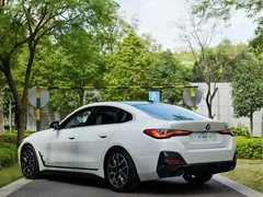 2023 BMW 4 Series 425i Gran Coupe M Sport Package, белый — фото 6