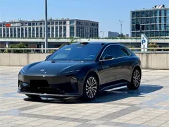 2022 Nio ET5 75kWh, чёрный — фото 1