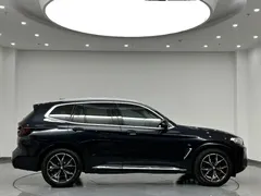 2022 BMW X3, чёрный — фото 2