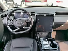 2023 Hyundai Tucson L 1.5T AT 2WD LUX Premium, белый — фото 9