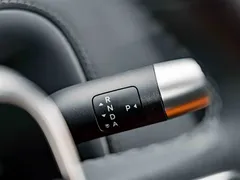 2025 Li Auto L9 Smart Refresh, чёрный — фото 17