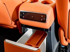 2025 Li Auto L9 Smart Refresh, чёрный — фото 23