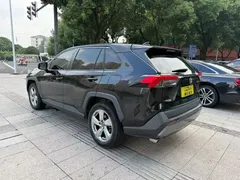 2021 Toyota RAV4 2.0L CVT 2WD Fashion, чёрный — фото 8