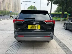 2021 Toyota RAV4 2.0L CVT 2WD Fashion, чёрный — фото 9