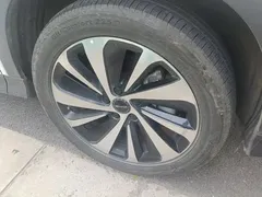 2024 BYD Song PLUS EV 520km Luxury Honor Edition, белый — фото 6