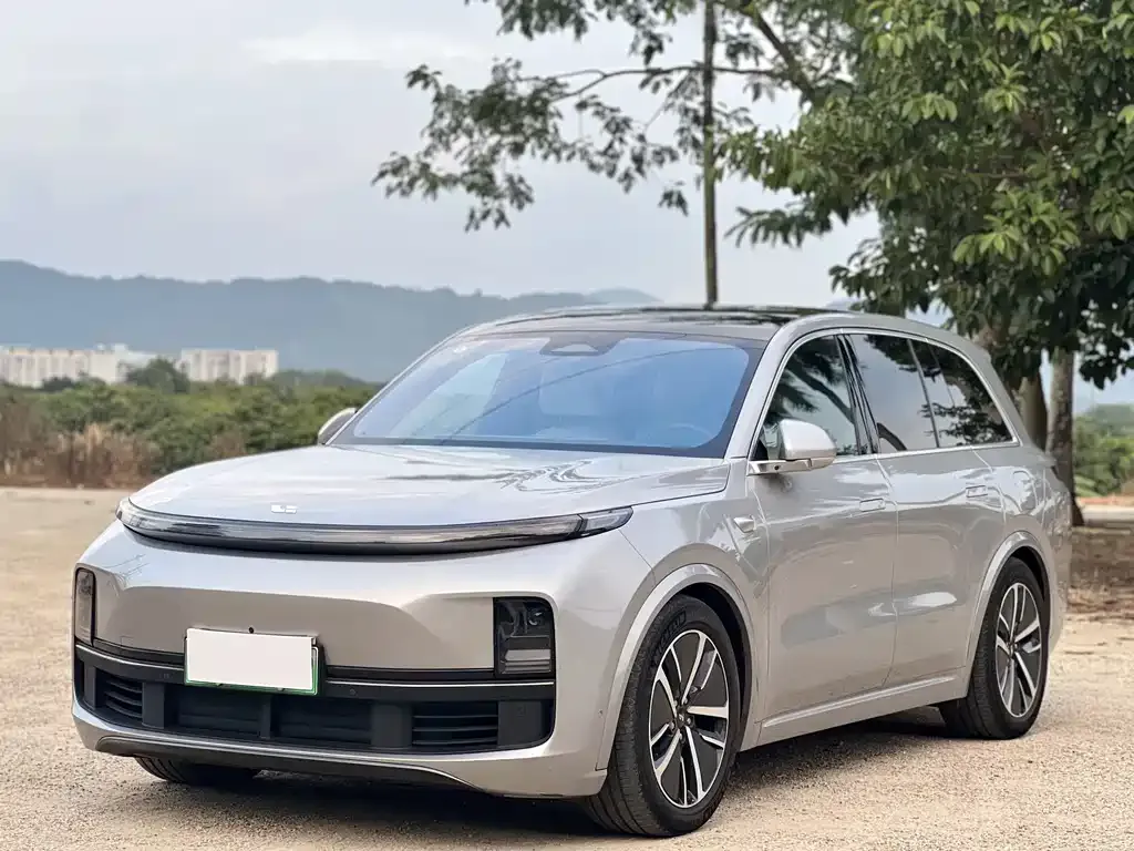 2024 Li Auto L8