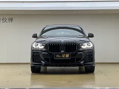 2022 BMW X6, чёрный — фото 2