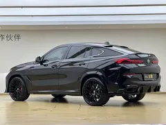 2022 BMW X6, чёрный — фото 23