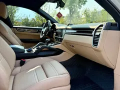 2019 Porsche Cayenne 3.0T, чёрный — фото 11