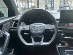 2022 Audi Q5L Sportback 40 TFSI Luxury, чёрный — фото 9