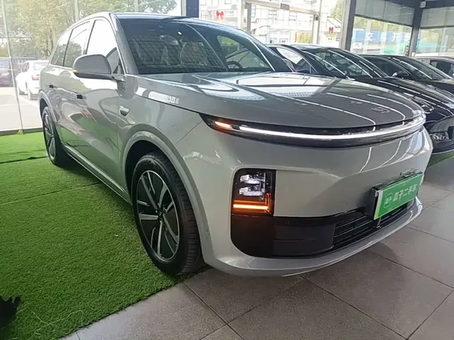 2024 Li Auto L6