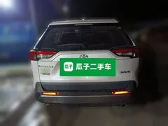 2021 Toyota RAV4 2.0L CVT 2WD Fashion, белый — фото 5