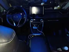 2021 Toyota RAV4 2.0L CVT 2WD Fashion, белый — фото 10
