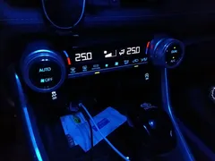2021 Toyota RAV4 2.0L CVT 2WD Fashion, белый — фото 14
