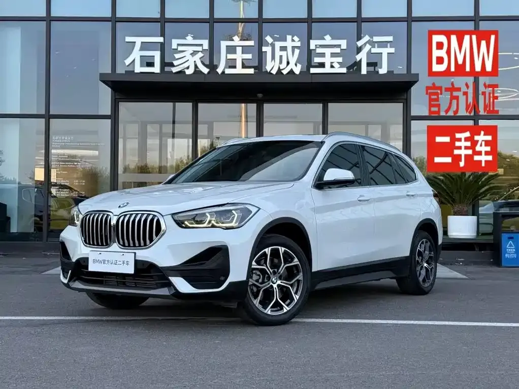 2022 BMW X1