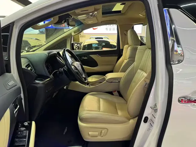 2023 Toyota Vellfire Hybrid 2.5L HV Ultimate