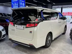 2023 Toyota Vellfire Hybrid 2.5L HV Ultimate, белый — фото 13