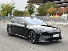2024 Nio ET5T 75kWh Touring, чёрный — фото 3