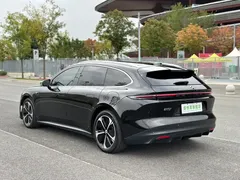 2024 Nio ET5T 75kWh Touring, чёрный — фото 11