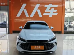 2024 BYD Qin L PHEV 80km Exceed, белый — фото 2