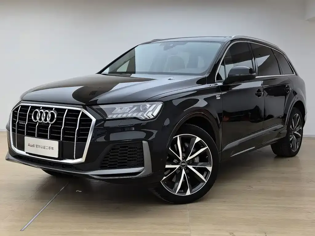 2023 Audi Q7 55 TFSI quattro S line Sport