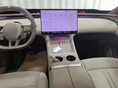 2025 Xiaomi YU7 4WD Max, чёрный — фото 13