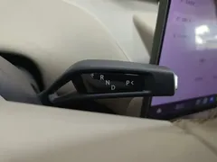 2025 Xiaomi YU7 4WD Max, чёрный — фото 14