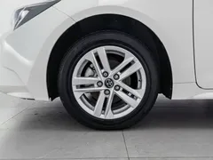 2022 Toyota Levin 185T CVT Luxury, белый — фото 17