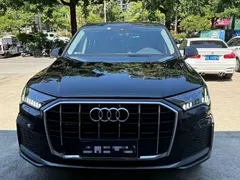 2022 Audi Q7 45 TFSI quattro S line Sport, чёрный — фото 2