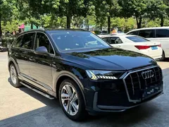 2022 Audi Q7 45 TFSI quattro S line Sport, чёрный — фото 3