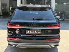 2022 Audi Q7 45 TFSI quattro S line Sport, чёрный — фото 8