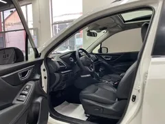 2021 Subaru Forester 2.0i Luxury EyeSight, белый — фото 14