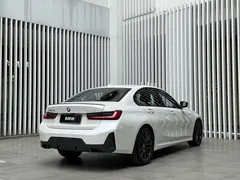 2023 BMW 3 Series 325i M Sport Night Package, белый — фото 14