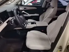 2025 BYD Yuan UP Smart Driving 401km Vitality, зелёный — фото 15