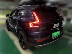 2021 Volvo XC40 4WD Luxury, синий — фото 4