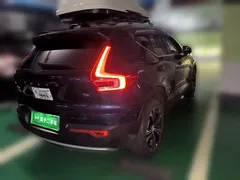 2021 Volvo XC40 4WD Luxury, синий — фото 6