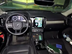2021 Volvo XC40 4WD Luxury, синий — фото 10