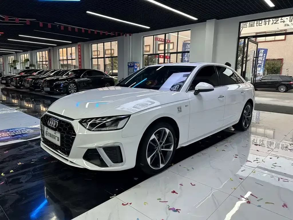 2023 Audi A4L 40 TFSI Fashion Dynamic