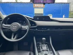 2021 Mazda 3 2.0L AT, белый — фото 8