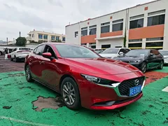 2020 Mazda 3 1.5L AT Sunroof — фото 4