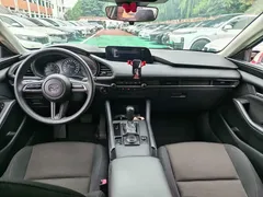 2020 Mazda 3 1.5L AT Sunroof — фото 13
