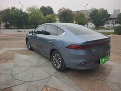 2024 BYD Qin PLUS Honor DM-i PHEV 55km Leading, синий — фото 5