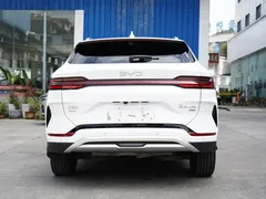 2025 BYD Song PLUS DM-i PHEV 112KM Smart Driving Premium, белый — фото 8