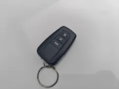 2021 Toyota Corolla Hybrid 1.8L E-CVT Elite, белый — фото 20