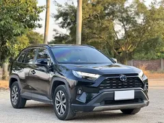 2023 Toyota RAV4 Hybrid 2.5L E-CVT 2WD Elite Plus, чёрный — фото 2