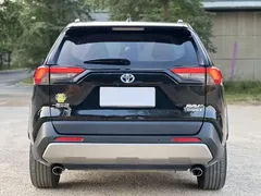 2023 Toyota RAV4 Hybrid 2.5L E-CVT 2WD Elite Plus, чёрный — фото 16